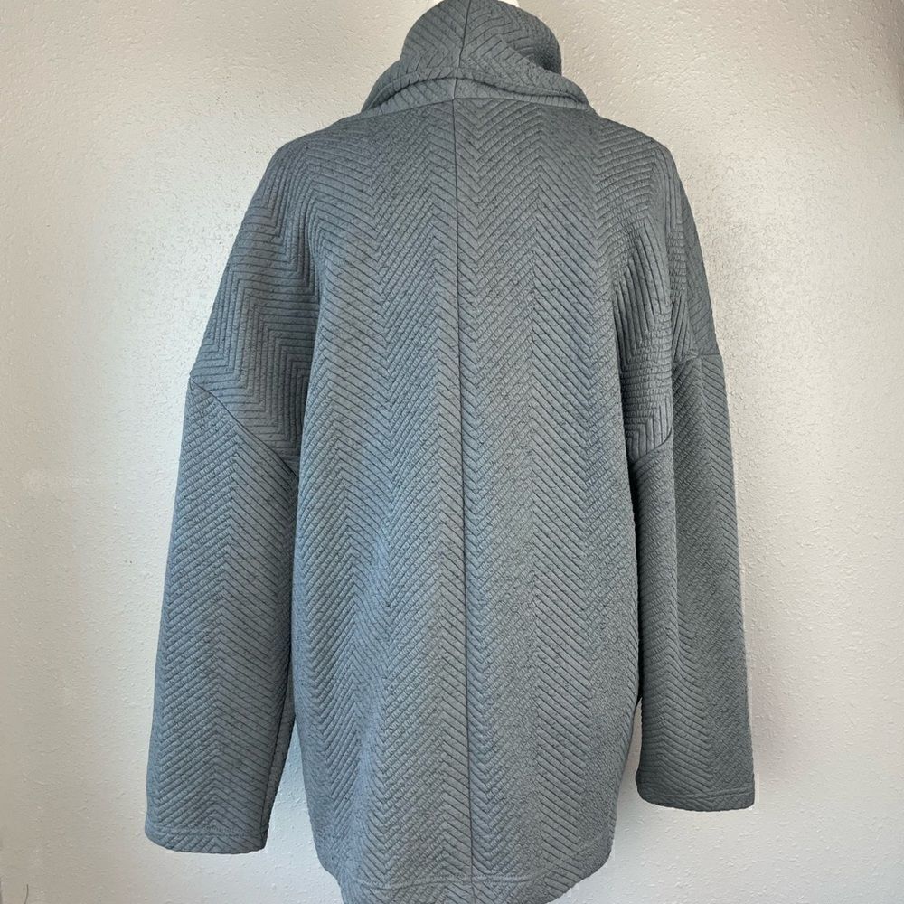 Fabletics Open Front Athletic Cardigan Top Size L EUC - Picture 6 of 9